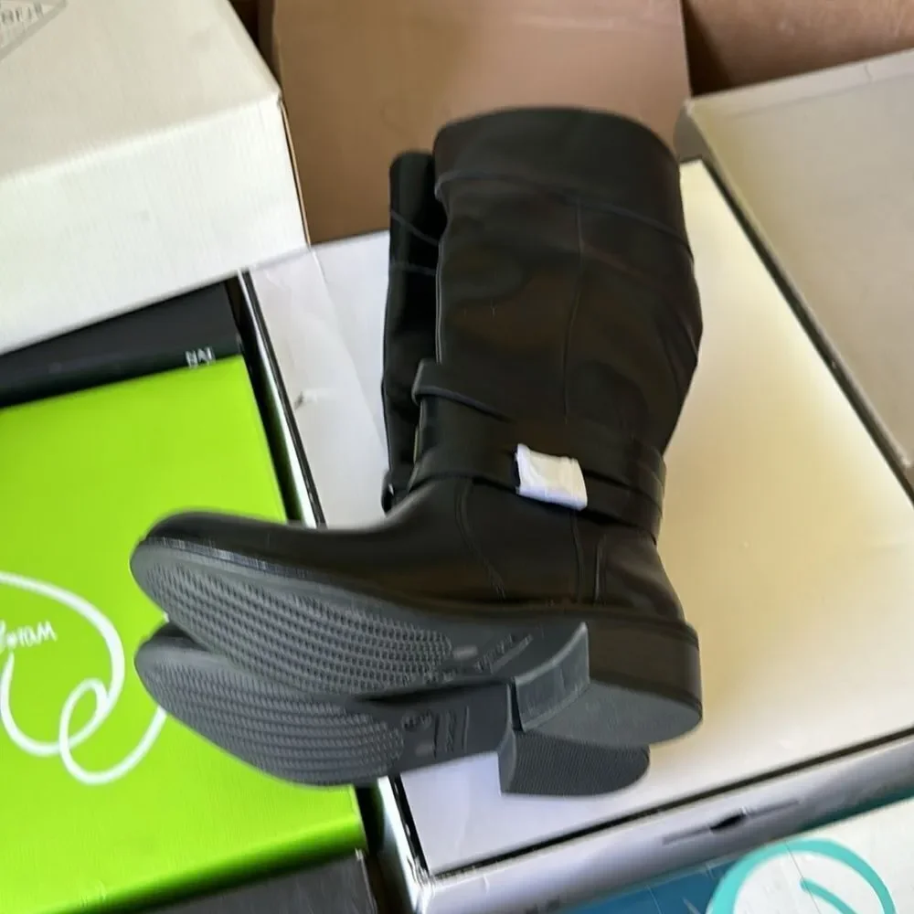 St. John's Bay Womens Boots